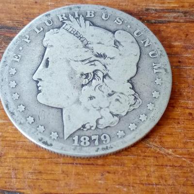 LOT 153 - OLD MORGAN SILVER DOLLAR