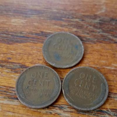 LOT 155 - THREE EARLY LINCOLN CENTS