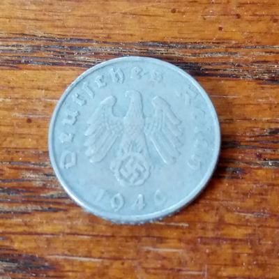 LOT 156 - 1940 GERMAN COIN