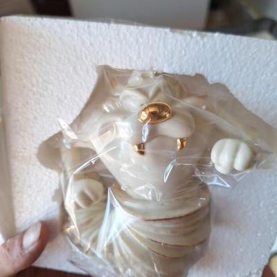 Lenox Taz Figure