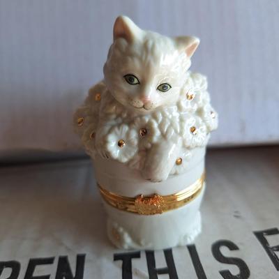 Lenox Cat Trinket Box