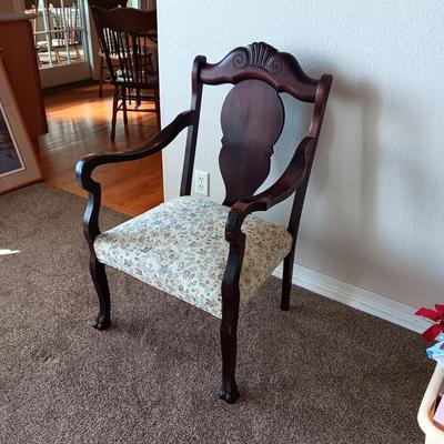BEAUTIFUL LARGE ANTIQUE CHAIR W/CARVED BACK