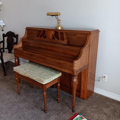 PRISTINE KAWAI PIANO W/ BENCH, SHEET MUSIC AND LAMP