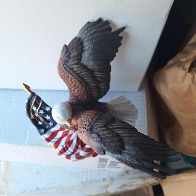 Lenox "Freedom's Guardian" porcelain eagle