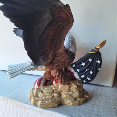 Lenox "Freedom's Guardian" porcelain eagle