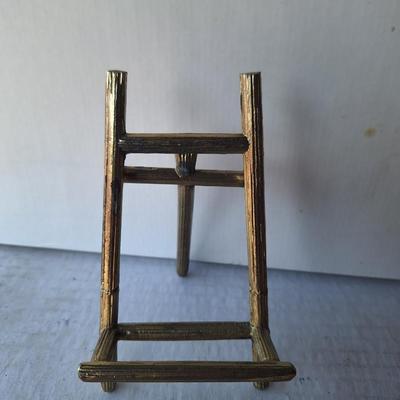 gold plate/ picture holder