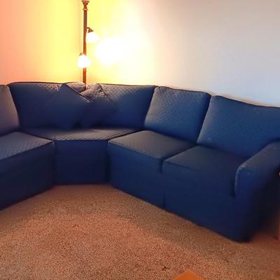 CLEAN 3 PIECE BLUE SECTIONAL SOFA IN GREAT CONDITION
