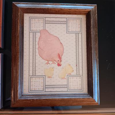 FRAMED CHICKEN WALL ART