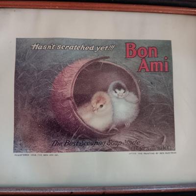 FRAMED CHICKEN WALL ART