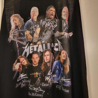 Two Women's Metallica Tank Tops 2XL