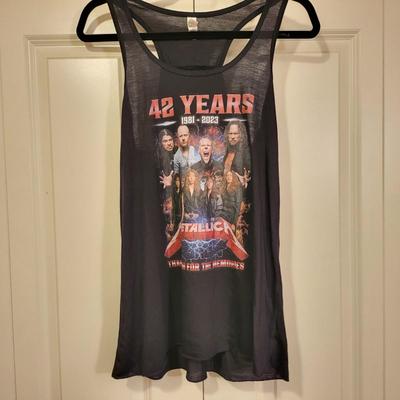 Two Women's Metallica Tank Tops 2XL
