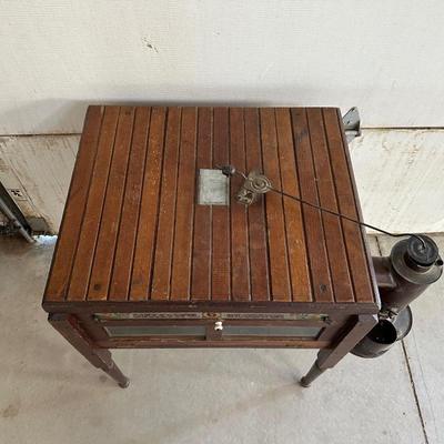 ANTIQUE "SUCCESSFUL INCUBATOR #6"