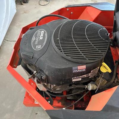 LIGHTLY USED ARIENS EDGE 34 RIDING LAWN MOWER