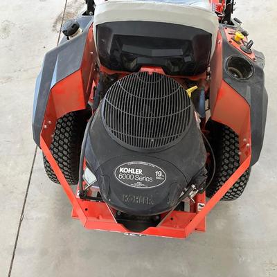 LIGHTLY USED ARIENS EDGE 34 RIDING LAWN MOWER