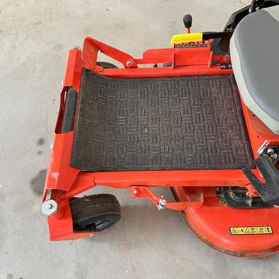 LIGHTLY USED ARIENS EDGE 34 RIDING LAWN MOWER