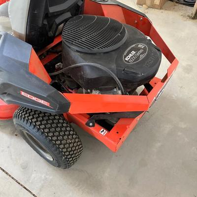 LIGHTLY USED ARIENS EDGE 34 RIDING LAWN MOWER