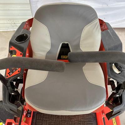 LIGHTLY USED ARIENS EDGE 34 RIDING LAWN MOWER