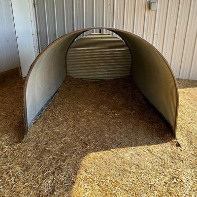GALVANIZED PORT-A-HUT SHELTER
