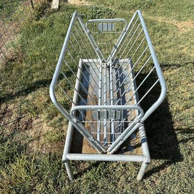 RUGGED RANCH SHEEP & GOAT FEEDER