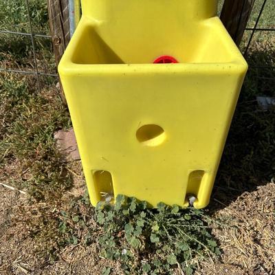 RITCHIE 100/150 LIVESTOCK WATER FOUNTAIN