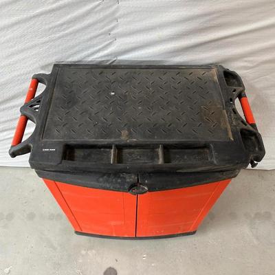 BLACK & DECKER GARAGE CABINET ON CASTERS