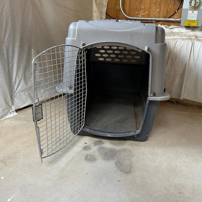 PETMATE AND ASPCA PET KENNELS