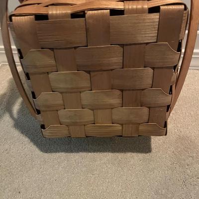 Picnic Basket & More Baskets (2KD-MG)