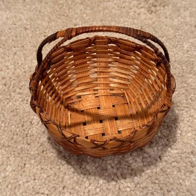 Five Woven Baskets (2DR-MG)