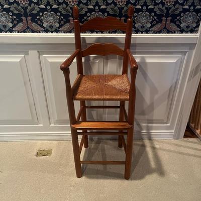 Child’s Woven Seat Highchair (2DR-MG)