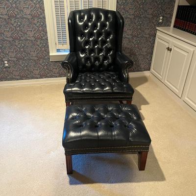 Leather Tufted Chair & Ottoman (2S-MG)