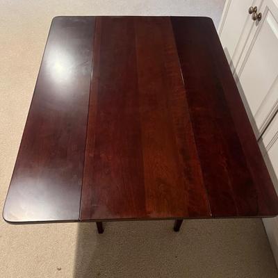 Waterford Furniture Makers Wooden Drop Leaf Coffee Table (2S-MG)