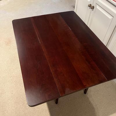 Waterford Furniture Makers Wooden Drop Leaf Coffee Table (2S-MG)