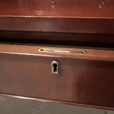Hekman Carlton House Writing Desk (2S-MG)