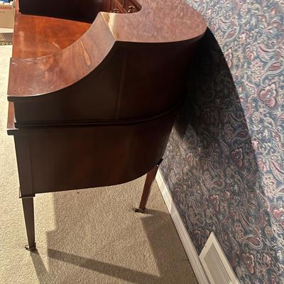 Hekman Carlton House Writing Desk (2S-MG)