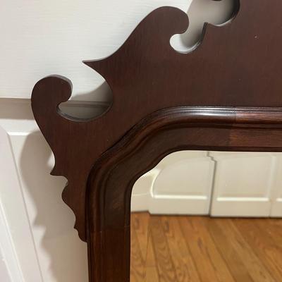 Tilt Top Table & Beveled Mirror (2S-MG)