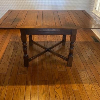 Expandable Dining Table (2KD-MG)