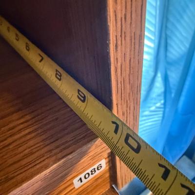 Storage shelf