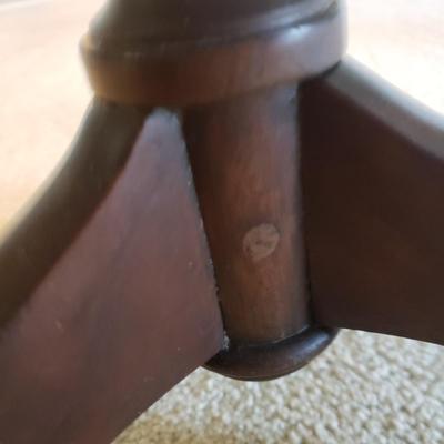 Shell Inlay Claw Foot Side Table (2LR-KD)
