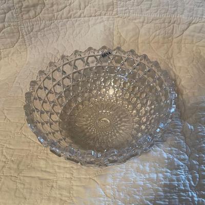 Glass bowl-sharkbite rim & crisscross pattern