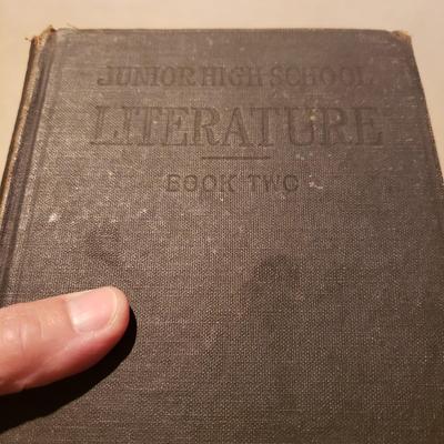 Antique School Books And More (2S-KD)