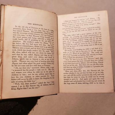 Antique School Books And More (2S-KD)
