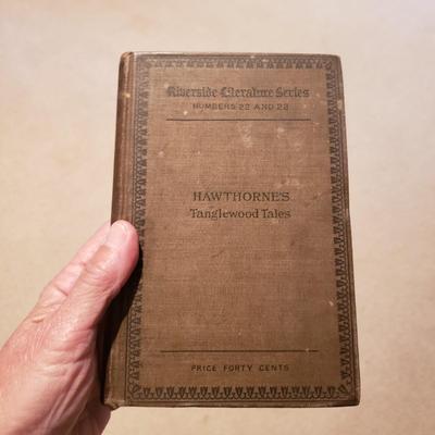 Antique School Books And More (2S-KD)