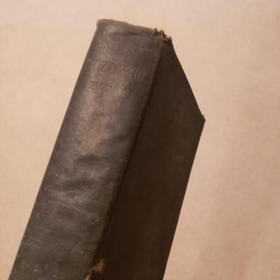 Antique School Books And More (2S-KD)