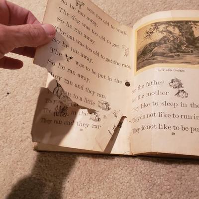 Antique School Books And More (2S-KD)