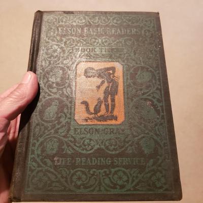 Antique School Books And More (2S-KD)