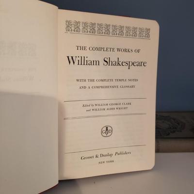 Vintage Poetry and Shakespeare Books (2S-KD)