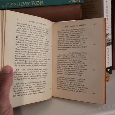 Vintage Poetry and Shakespeare Books (2S-KD)