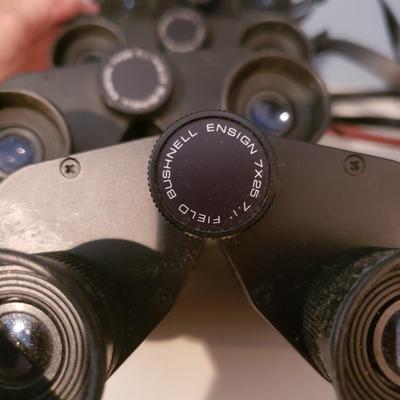 Bird Field Guides and Four Bushnell Binoculars (2S-KD)