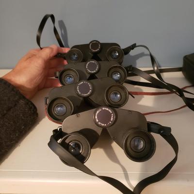 Bird Field Guides and Four Bushnell Binoculars (2S-KD)