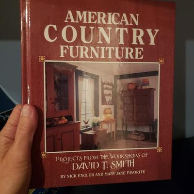 Furniture, Antiques and Decorating Books (2S-KD)